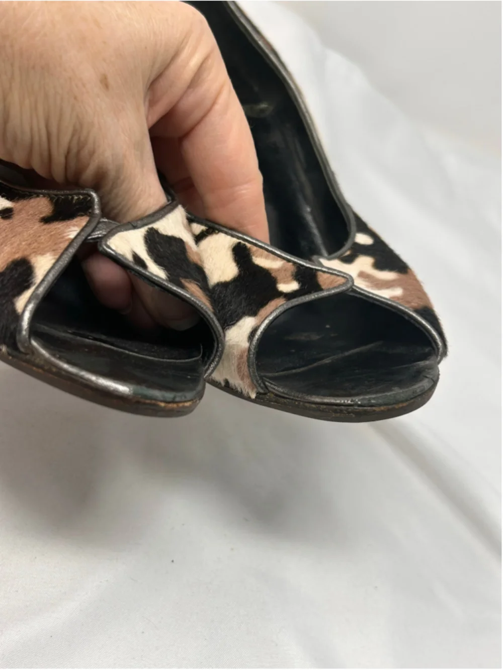 Manolo Blahnik Camouflage Pony Hair Peep Toe Pumps Heels EU 38 - Picture 7 of 10